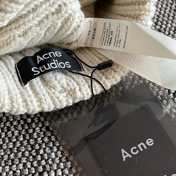 Acne Studios Beige Cream Wool Fisherman Beanie Toque Brand New with Tags - Picture 2 of 2